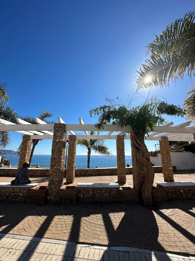 Tiyoweh Apartman Nerja Kültér fotó